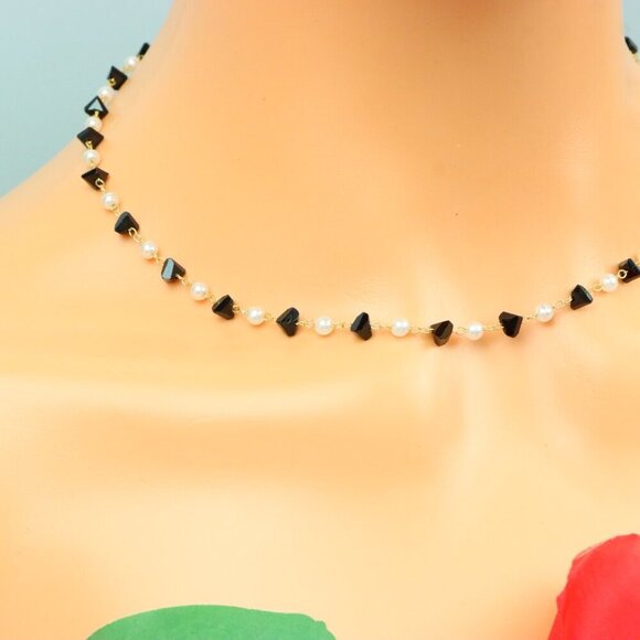 Delicate & Contemporary Necklace Chain, A Lovely Choice for Women, EVCH1387 - Picture 5 of 15